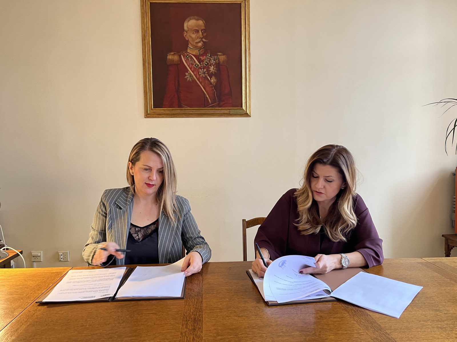 Потписан уговор о сарадњи Академије умјетности УНИБЛ и НПРС