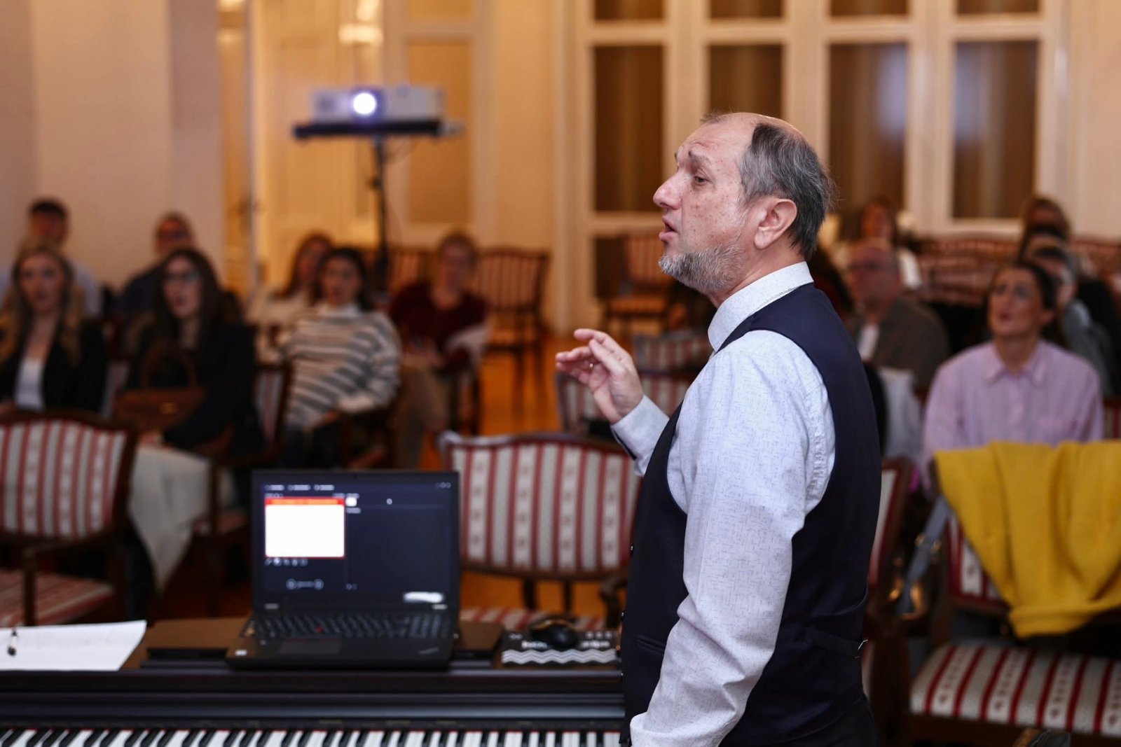 Prof. dr Saša Pavlović realizovao još jedan seminar iz solfeđa